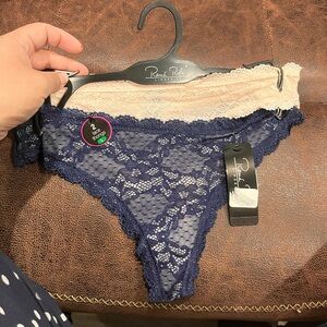 🎀Rene Rofe Navy and Cream Lace Thong Duo